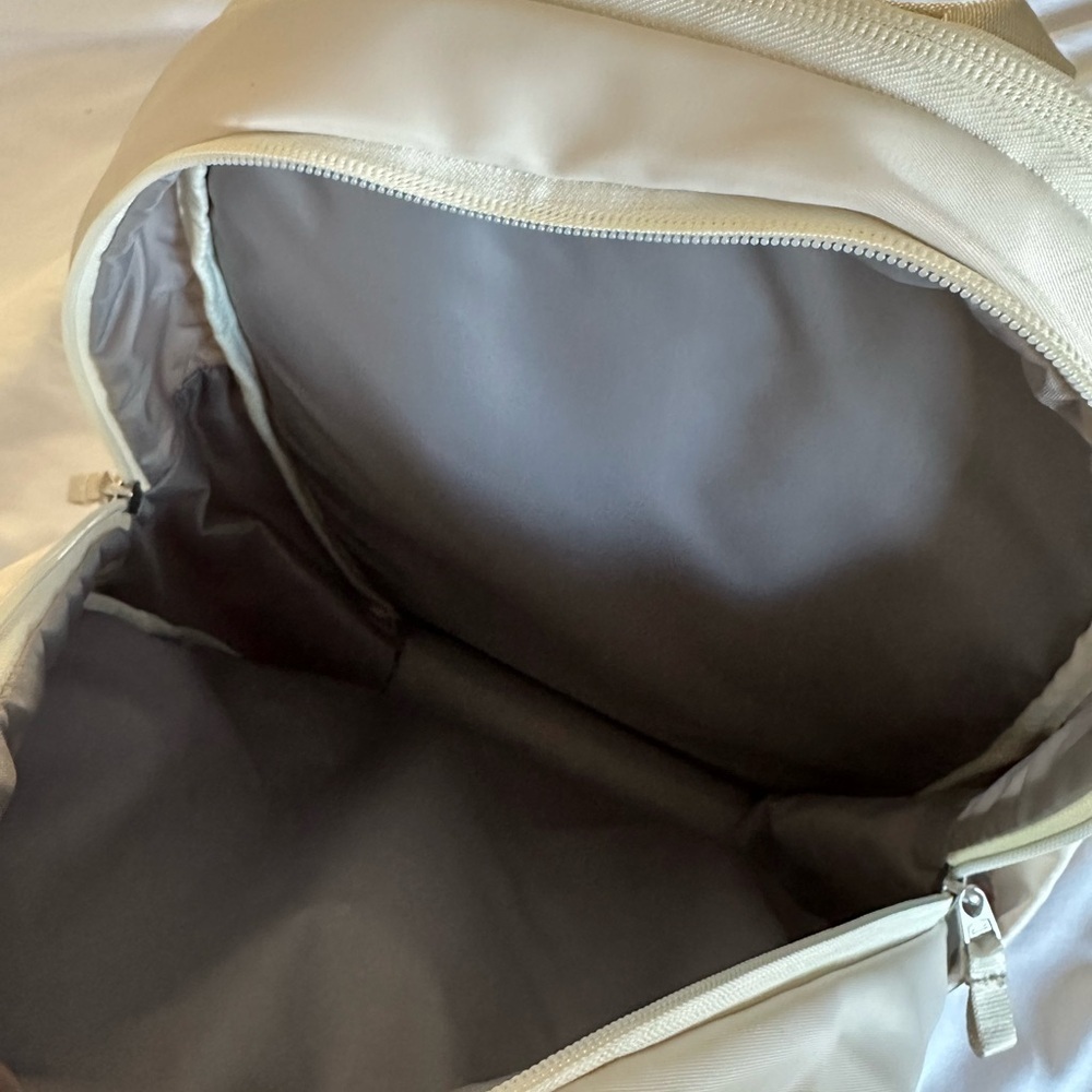 Off White Backpack - Picture 5 of 11